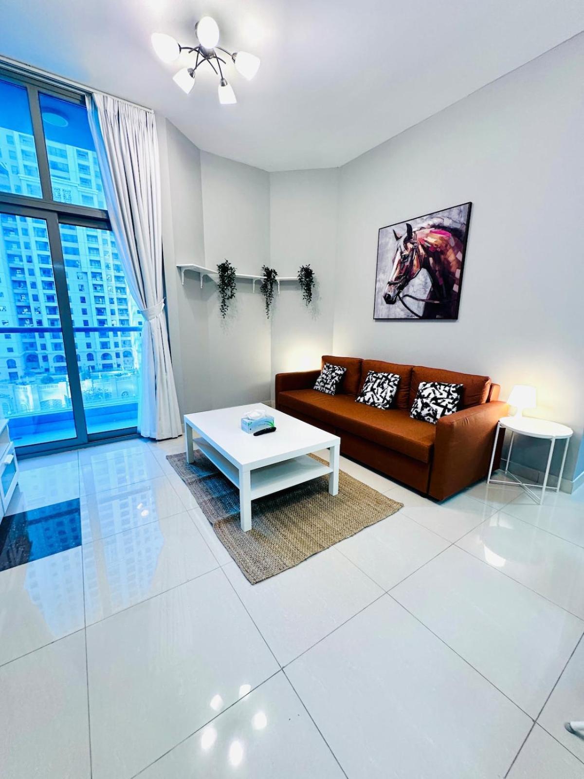 Vibrant Marina Retreat! * Dubai